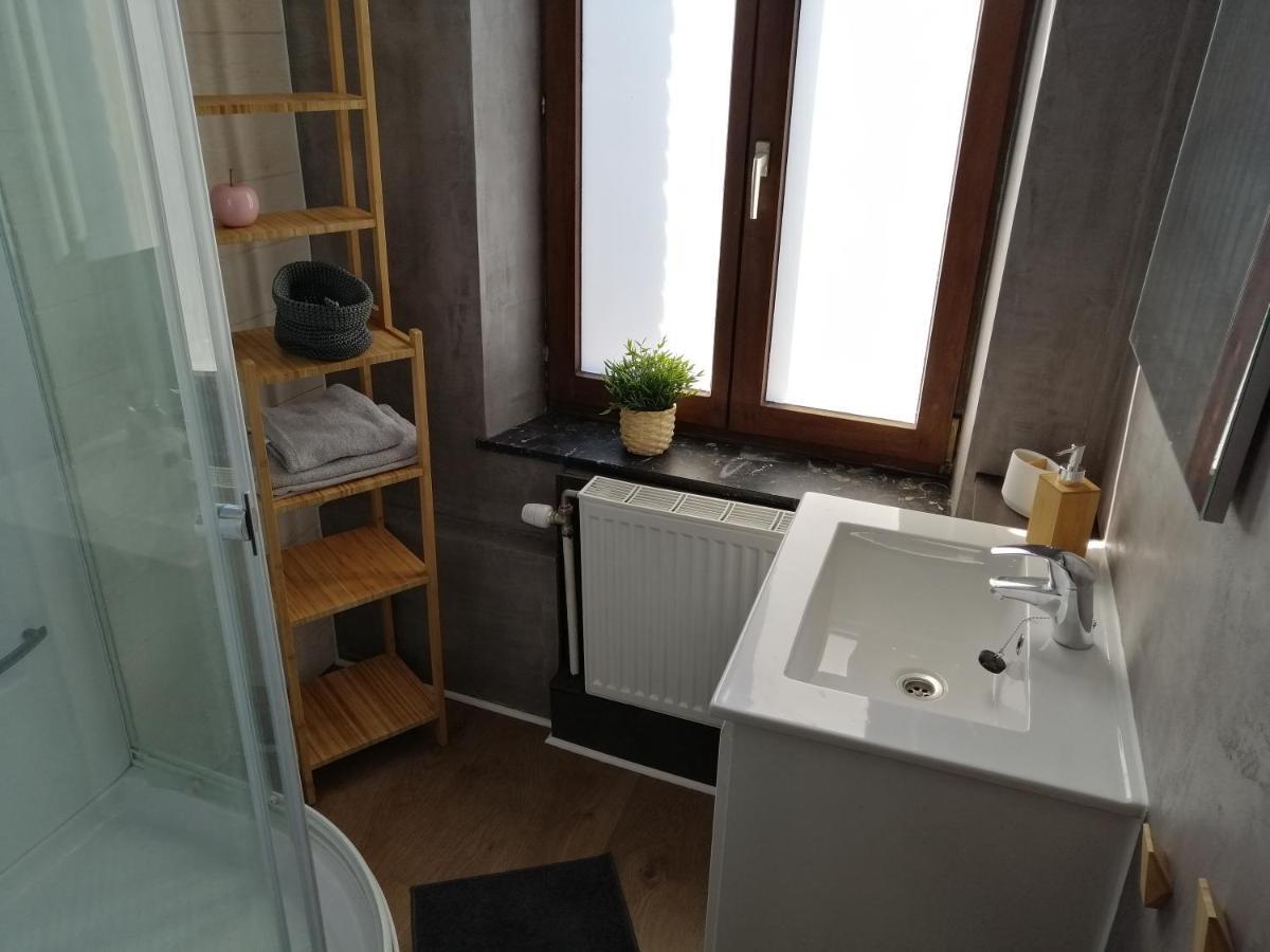 Studio 2 Pers. Tourisme Et Business Apartment Namur Luaran gambar