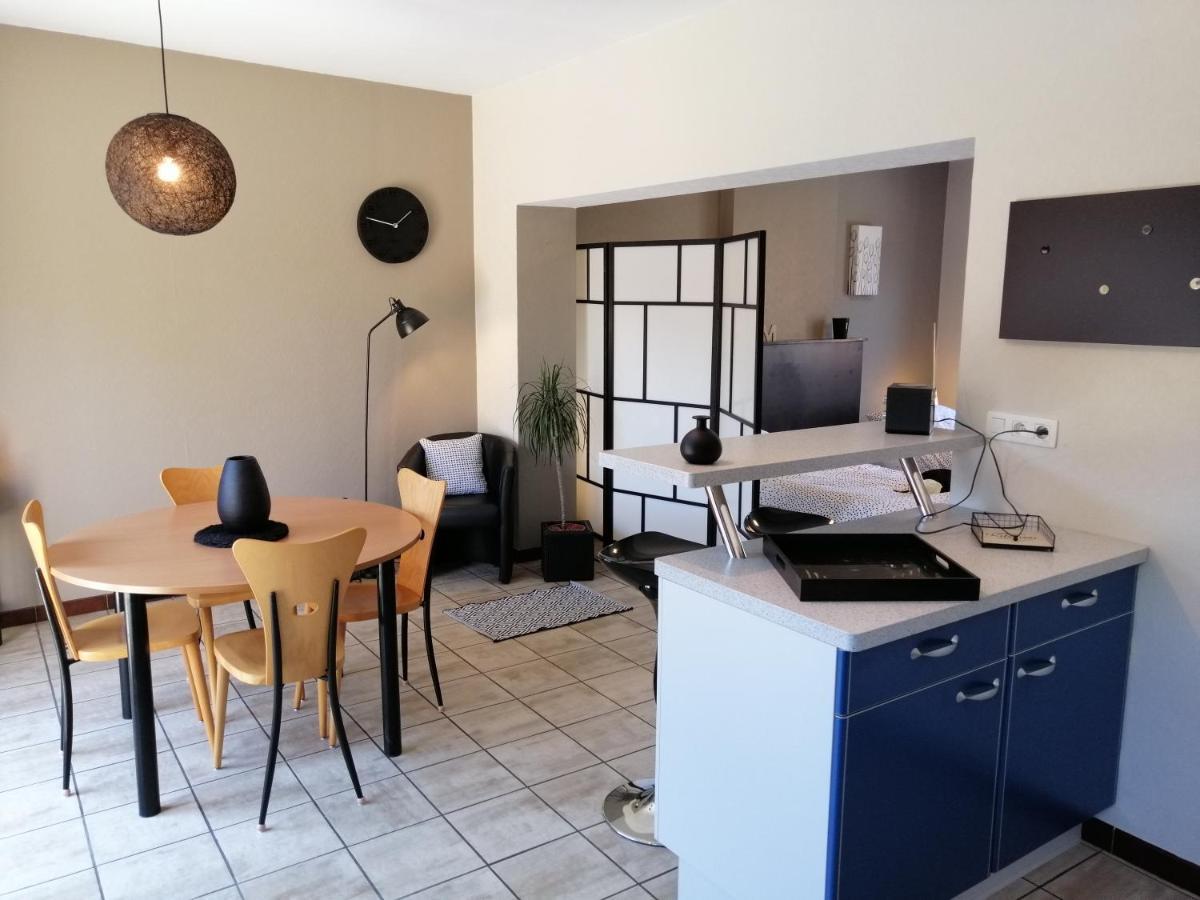 Studio 2 Pers. Tourisme Et Business Apartment Namur Luaran gambar